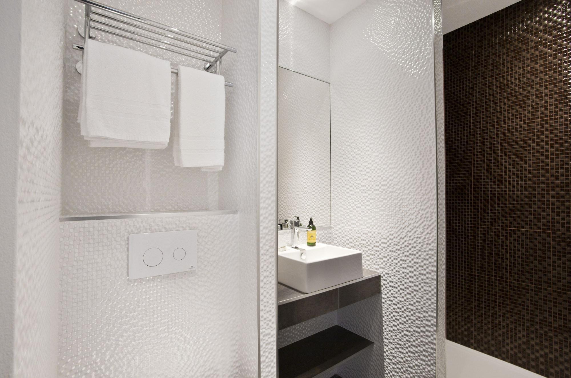 Hotel Des Savoies Lyon Perrache Ngoại thất bức ảnh